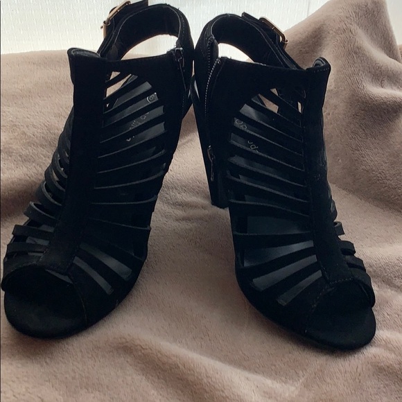 Sexy booties for date night - Picture 4 of 4